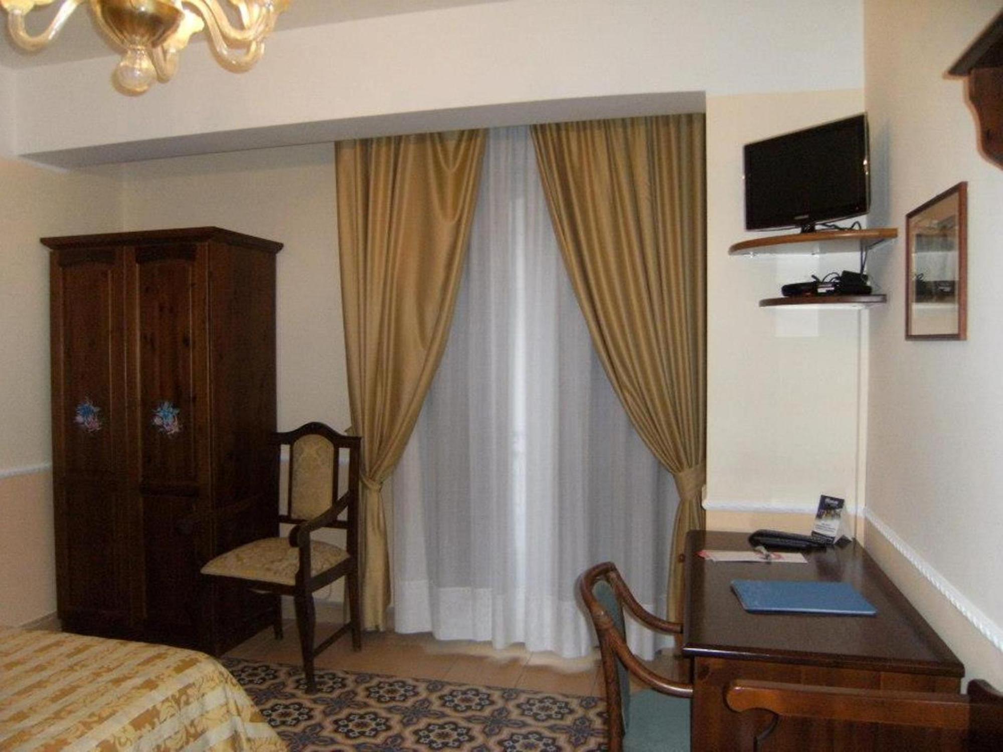 Hotel U' Bais Scilla Luaran gambar